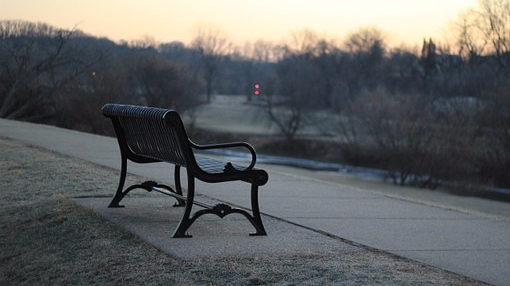 bench-690337__340[2]